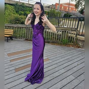 Ladivine by Cinderella Divine